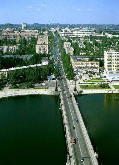 Image - Donetsk: bridge over the Kalmius River.